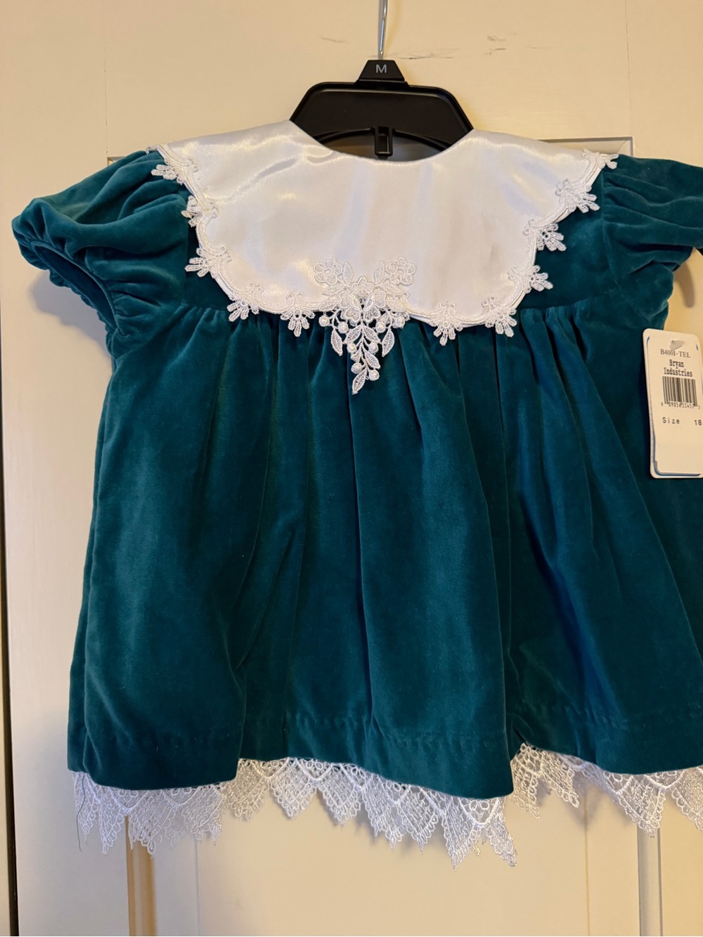 NWT Vintage Infant/Toddler Velvet Teal Dress Top with White Lace Collar